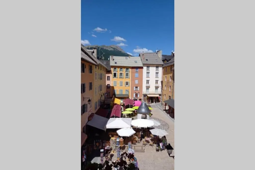 Apartment Appartement De Charme Le 1707 Au Coeur De La Cite Vauban Briancon  France