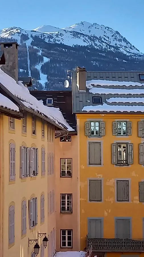 Appartement De Charme Le 1707 Au Coeur De La Cite Vauban Briançon Lägenhet